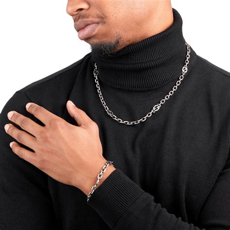 interlocking g necklace in silver